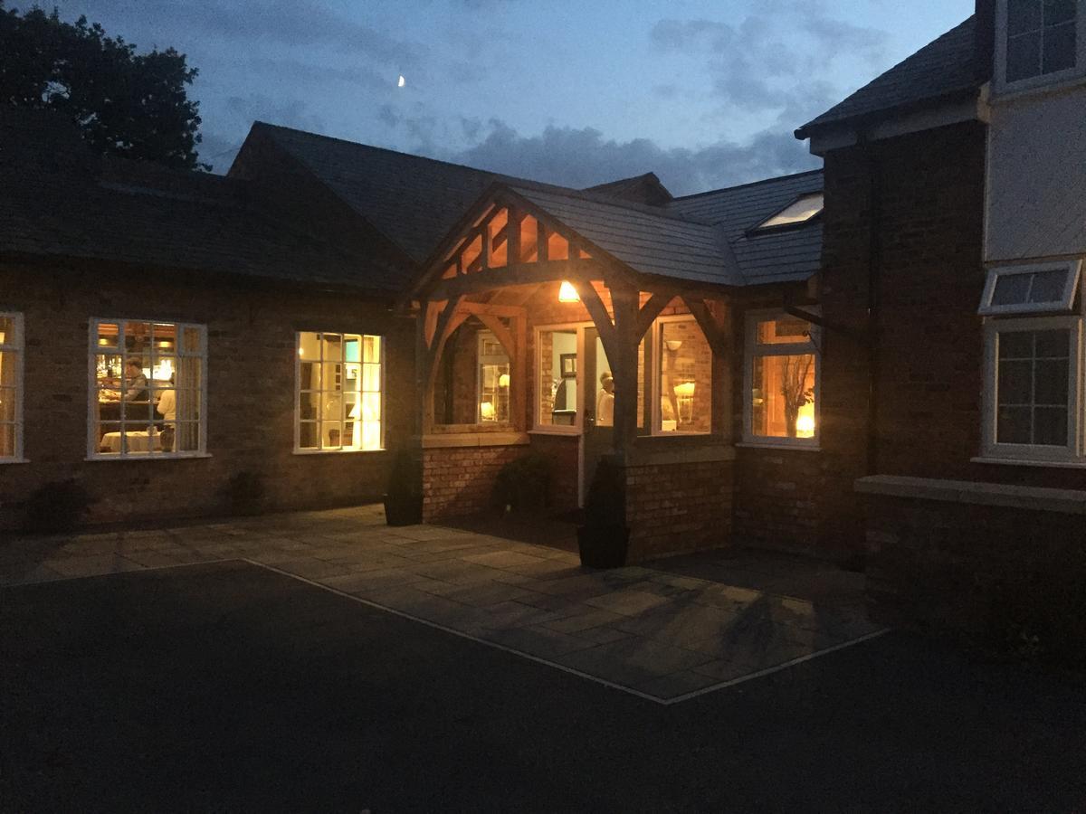 The Cottage Knutsford Exterior photo
